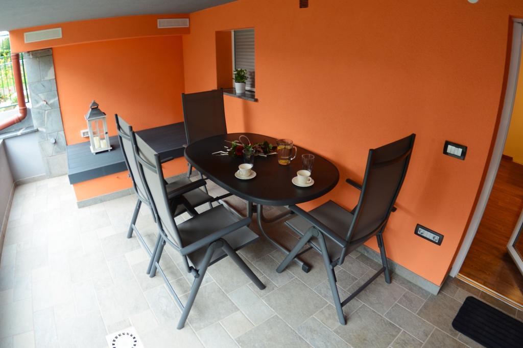Apartment Arpa Ljubljana Exteriör bild