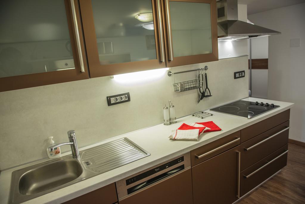 Apartment Arpa Ljubljana Exteriör bild