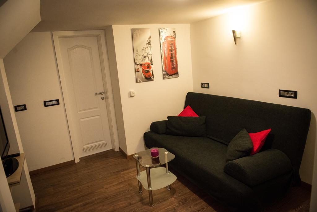 Apartment Arpa Ljubljana Exteriör bild